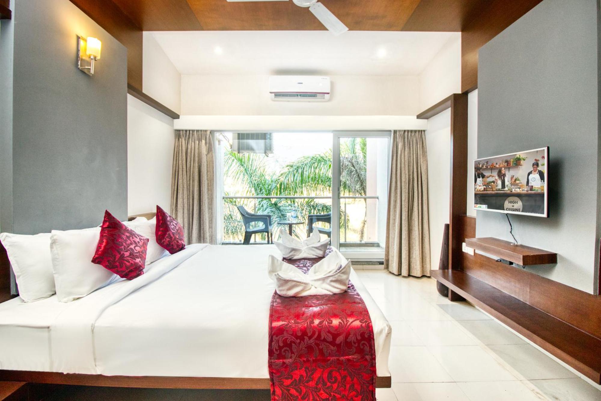 7 Apple Resort Lonavala Exterior foto