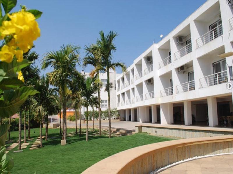 7 Apple Resort Lonavala Exterior foto