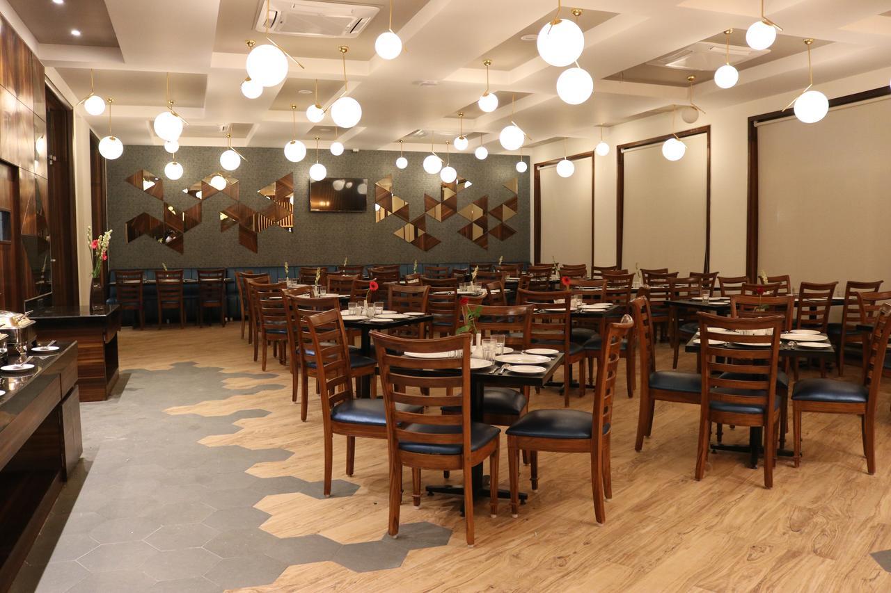 7 Apple Resort Lonavala Exterior foto